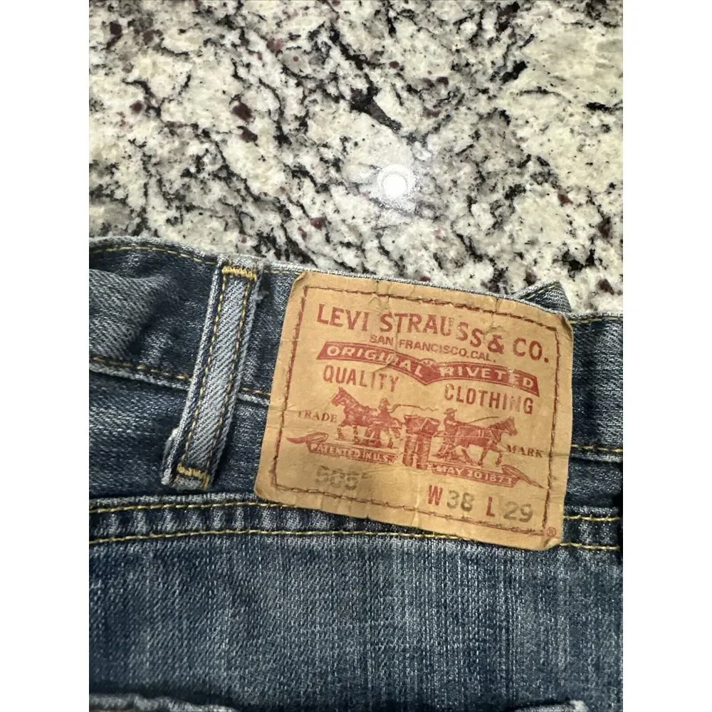 Levis levi men